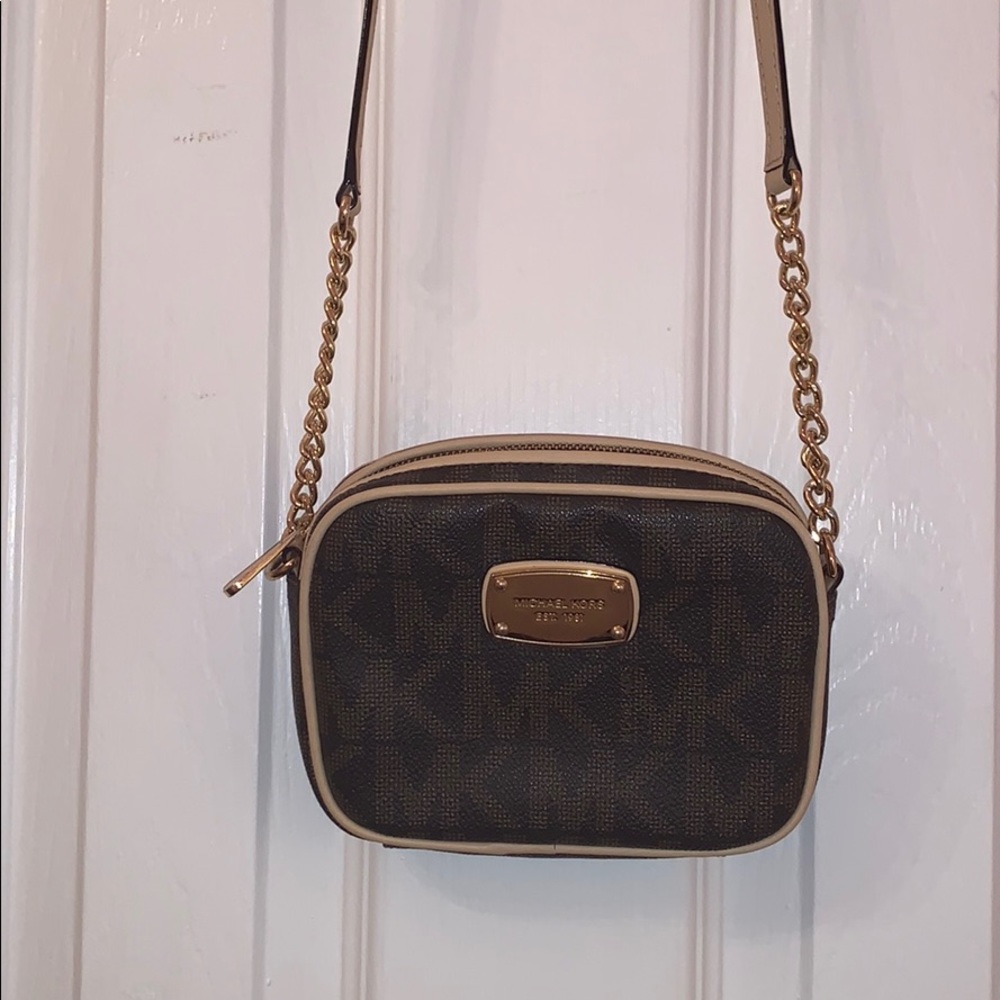 Michael Kors Cross over Bag 16cm x 14cm